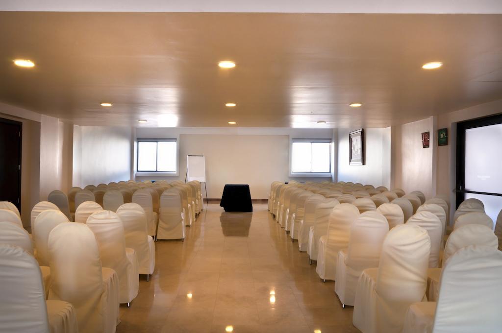 Imperio De Angeles Executive Leon Poliforum Luaran gambar